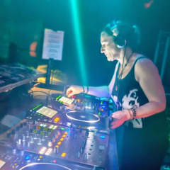 MISS ROXY @ Der Weisse Hase Berlin lLivemittschnitt Oriiginal - 10.05.2025