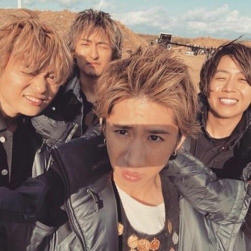 One Ok Rock - First Love (Hikaru Utada cover) (Acoustic)