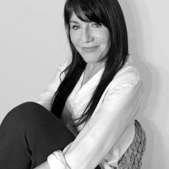 Thrill Seekers with Alex Dolan: Ona Russell