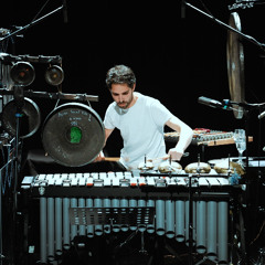 You hold the present as if it were a memory | for percussion and electronics (2024)