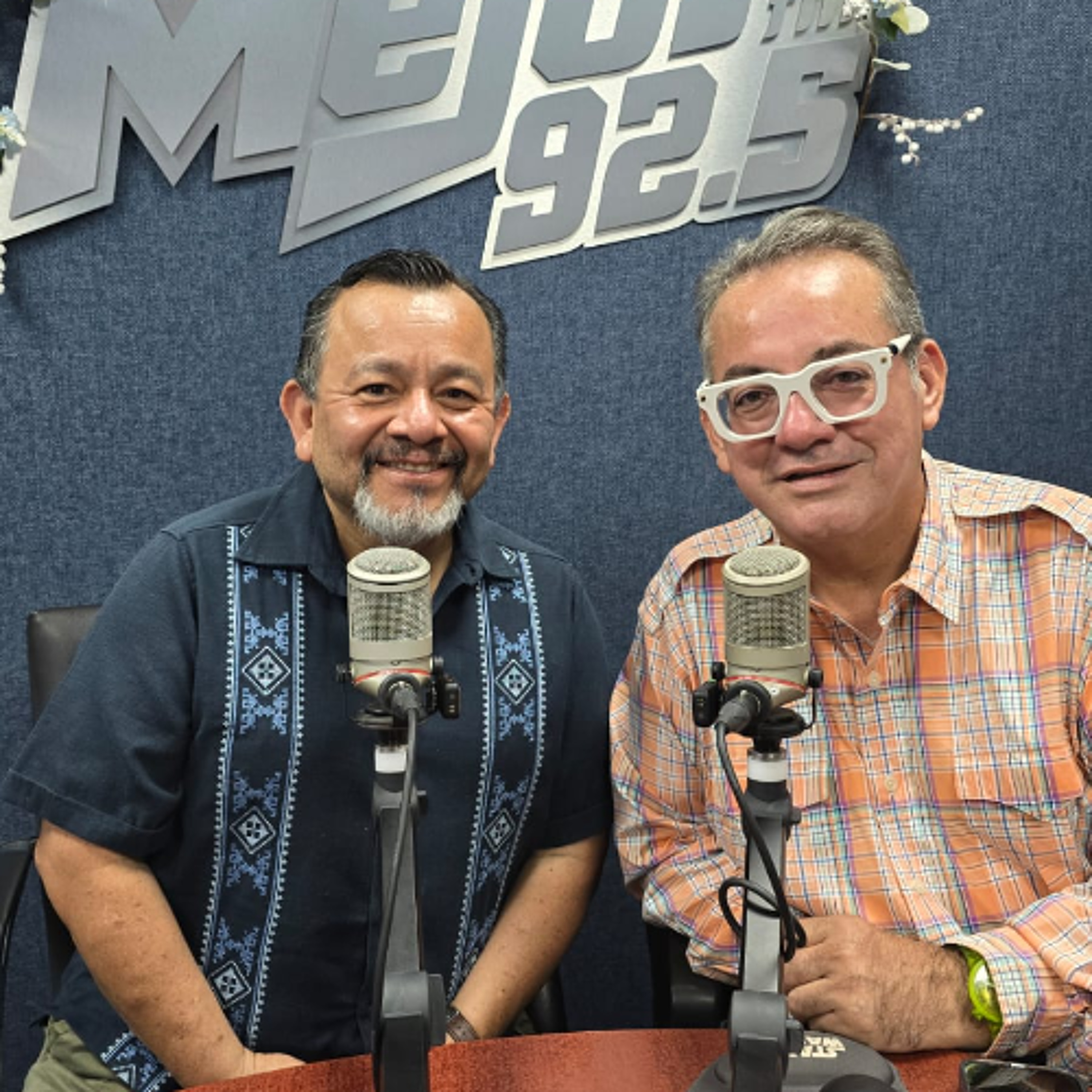 Viernes y sábado en 399 "El Ticuz", presenta cuentos, canciones y versos para llorar; invita Silverio Palacios. episode artwork