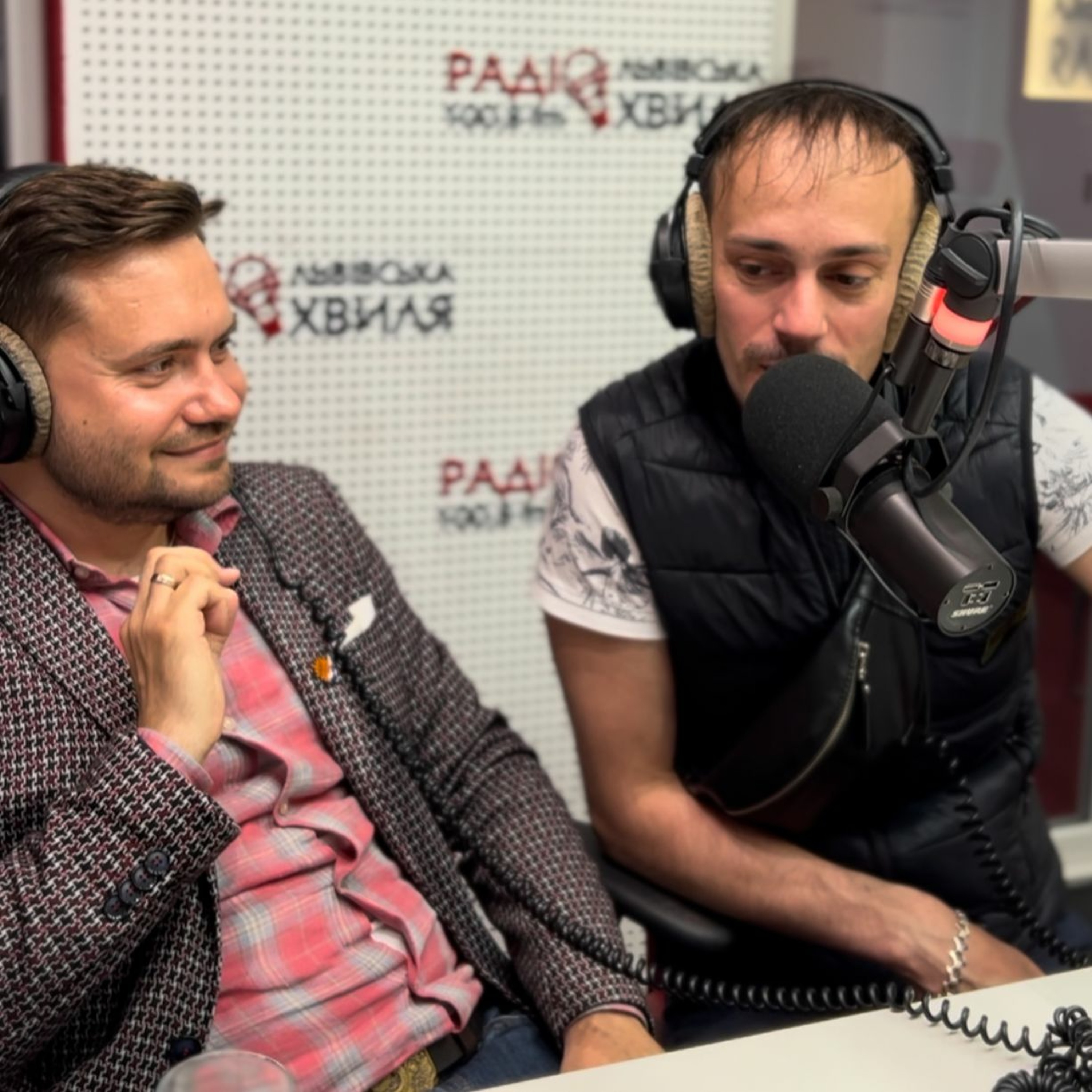 "Закриваємо запит по автомобілях за три тижні" - Роман Гапачило та Ілля Клим в шоу "Аперитив" episode artwork