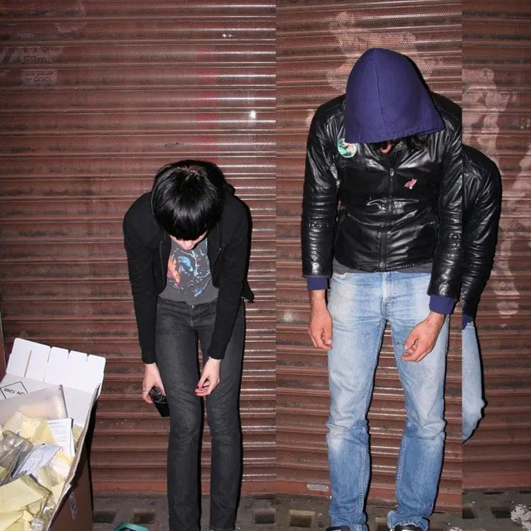 Edith crystal castles. Итан кэт crystal castles. I was a kid crystal castles slowed. Итан кэт. Кристал каслс эдит фрэнсис.