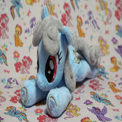 who tf is that red kid