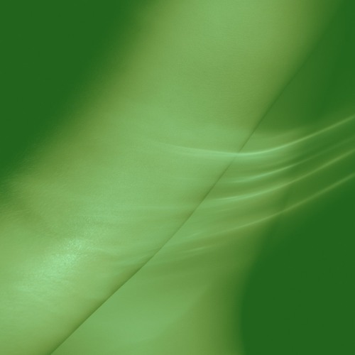 Pochette de l'album Sous ma peau - Remix