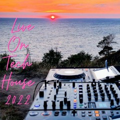 Lulo Diaz - *Live On*  Tech House 2022