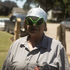 Hugo Zelada Romero | High Strangeness: Encounters with the Unexplained in Kansas and Beyond
