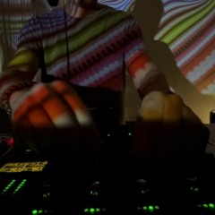Sundown Vinyls 083 *going deeper*