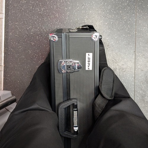 Eclectic Cascade: fluid mix of house and techno that keeps you awake | syssndr