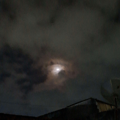 A Moon that once guided my Sea's waves.