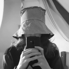 Reprise PI JA MA Radio Girl 🍓