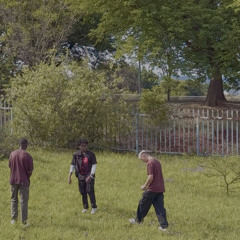 Pose 2 ft. (Hot$auce & Heath)