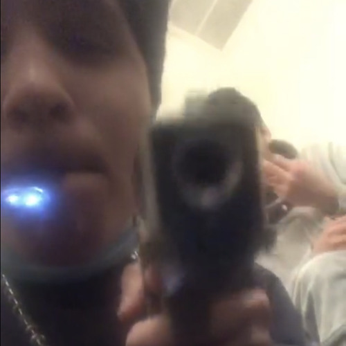 tinyfrm23 east to the west ft d.a.thefinesser