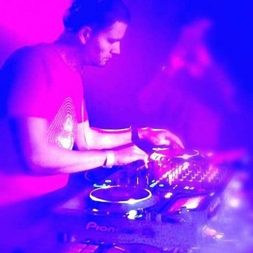 Makin Moves show hosted by Matt L-S - 6th May 2021