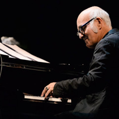 Una Mattina (Ludovico Einaudi) - Luka Sulic ft. Evgeny Genchev.mp3