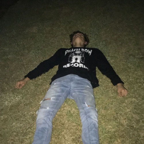 Junkin' (prod. hysterics + deathinmay)