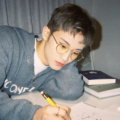 𝐌𝐀𝐑𝐊 𝐏𝐥𝐚𝐲𝐥𝐢𝐬𝐭🎧 There is a driveway in your room