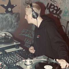 100% VINYL TECHNO MIX