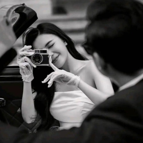 Hôm nay buồn một chút