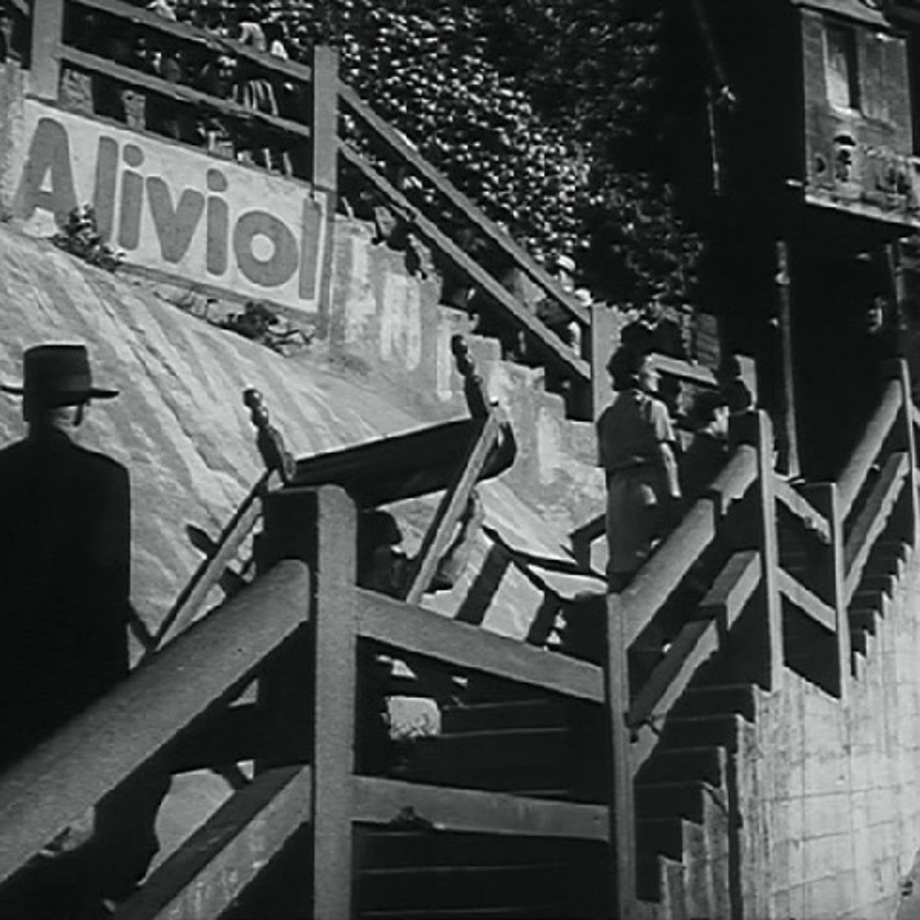 #432 À Valparaiso (1964), de Joris Ivens