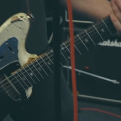 A place to bury strangers - STRAIGHT (live)