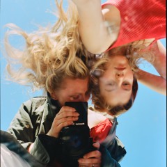 Фотограф Катя Туркина и её сестра-модель Алиса