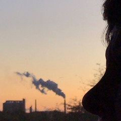 Freaking Out The Neighbourhood mashup