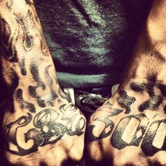 SD - White Bitchez (Re-Prod By DmtPlugg99)