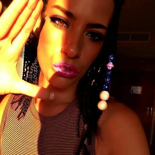 Dj Ramezz & Timi Kullai ' Right In The Night' 2021