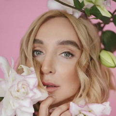 ты живешь и тебе нравится лайф шоугерл