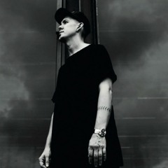 Flug @ Warm up to Monoloc
