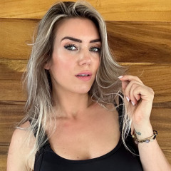 Lara C – Hypnotic Frequencies | Minimal Deep Tech