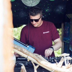 Saxon James @ UNHU 2022 - Sunday Closing Set