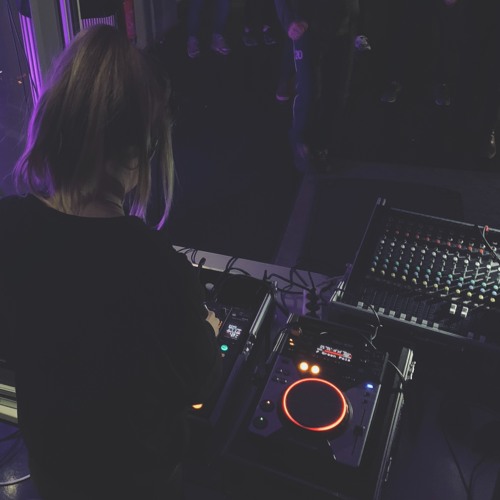 ĀLLY - Februar 2021