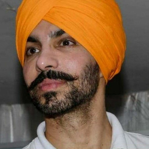Deep sidhu at ਦਰਬਾਰ ਸਾਹਿਬ Amritsar after Victory