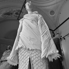 She Gets Me (feat. xEnigma)