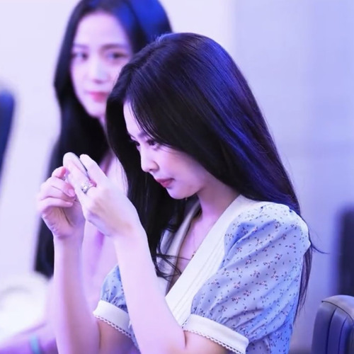 Đặt trái tim lên bàn🫀