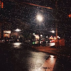 عم عيش بـ هنا ياحبيبي من دونك