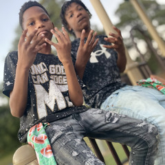 Switch’s and dracs | made on the Rapchat app (prod. by SOB Production)