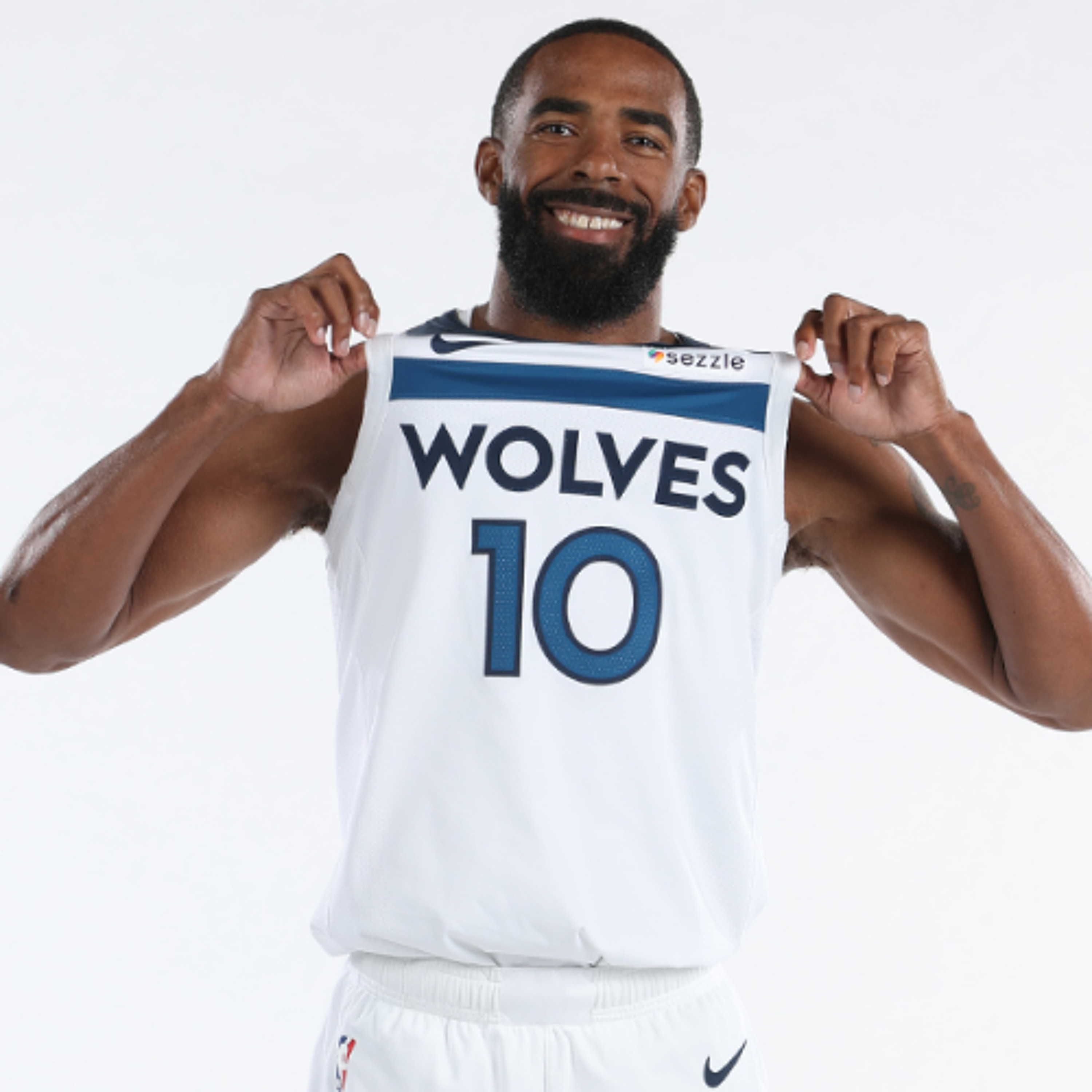 Mike Conley Shootaround 03.25