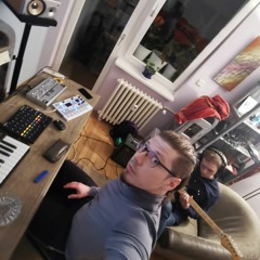 Shved & Ufos Sakiris - Salon Guitart House