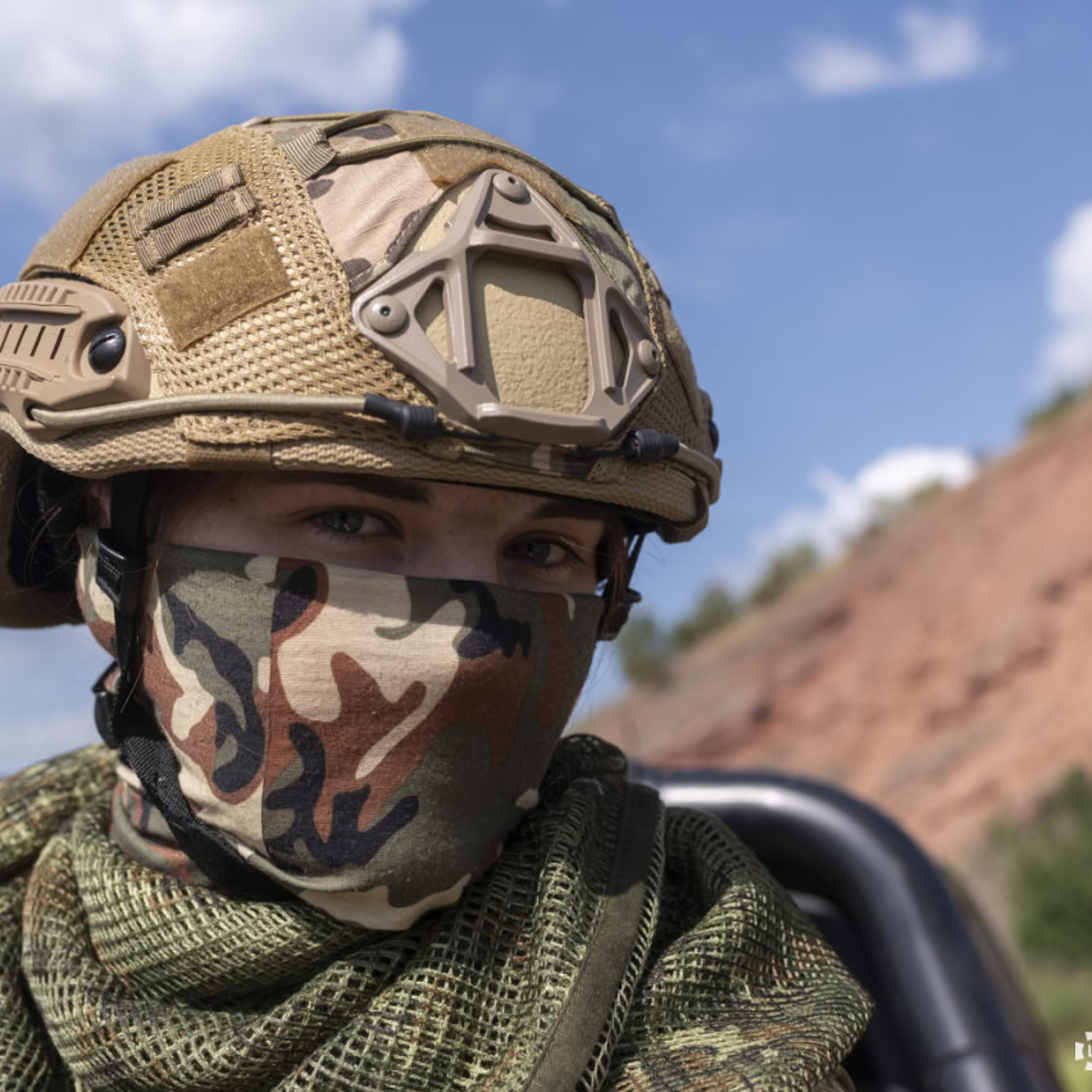 «У світі безпілотних систем фізична вага та сила на другому плані»: яким є жіночий рекрутинг до війська episode artwork