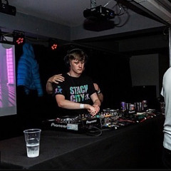 Louder(Hardstyle)