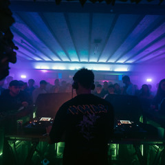 Bassfusion Noɐɥ Willǝɯs SCHRANZ