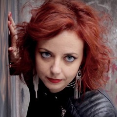 "Assenzio (Decollazione)" from "Tre canti da una luna beffarda" for soprano and electronics.