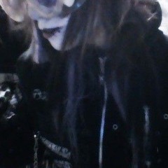 ovrdze//_<