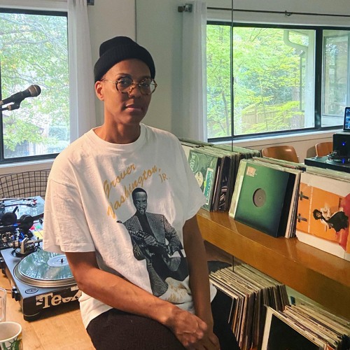 LOOK BOTH WAYS with DJ Lindsey @ The Lot Radio 10 - 25 - 2020