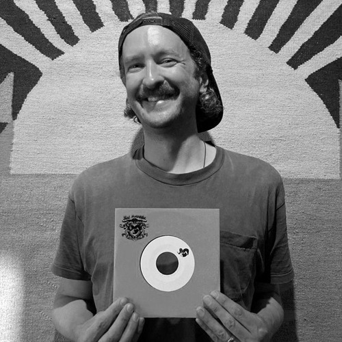 RADIO.D59B / SUNDAY DRIPPIN' w/ Eddie C