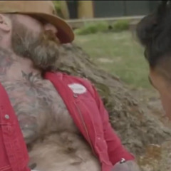 Gooning out at the beat