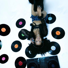 Roi Luis - Spiiiiicy! Aujourd'hui : Mad Time w/ Mad Gyal - 2 Décembre 2025